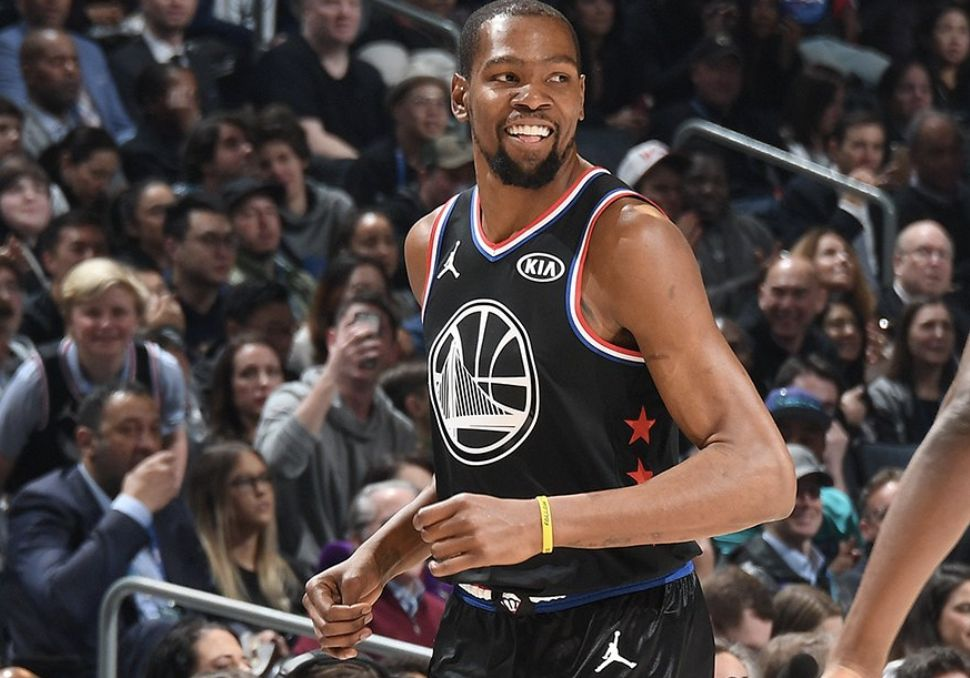 是日益增大 是日益增大