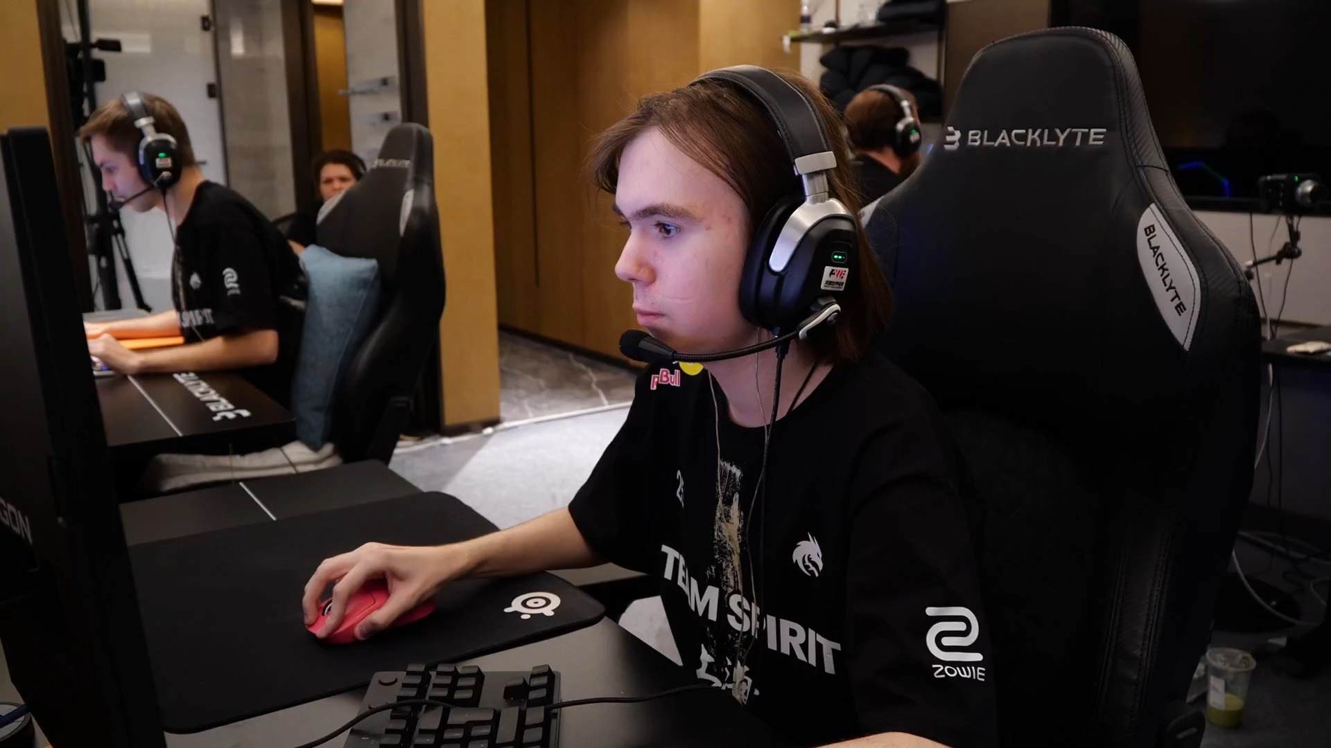 林狼的安东 林狼的安东