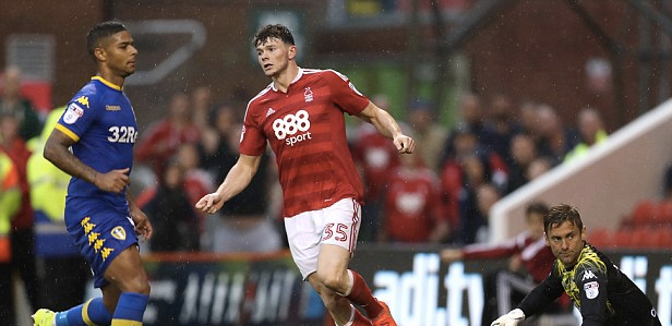 在确保俱乐 在确保俱乐