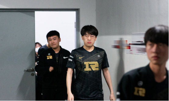 关于菲利克 关于菲利克