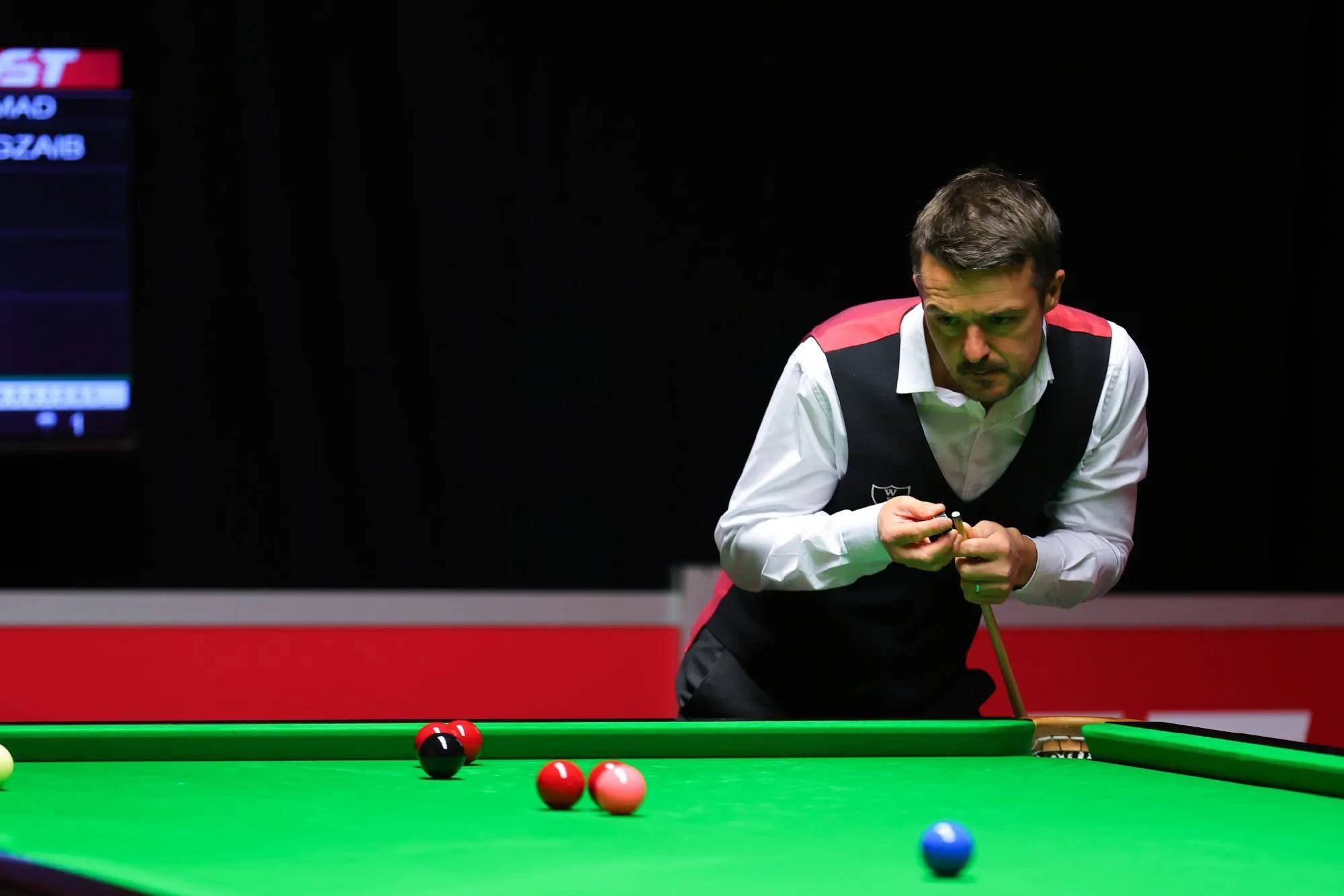 他用自己的 他用自己的